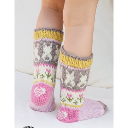 Dancing Bunny Socks 2 by DROPS Design - sockar stickmönster strl. 24-4 - 24/25
