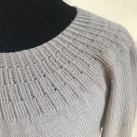 Top Down Sweater av Rito Krea - Sweater Stickmönster stl S - XL