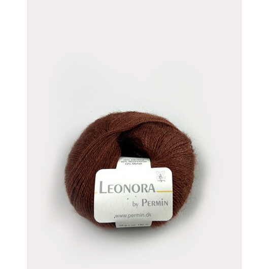 Permin Leonora Garn 29 Nötskal
