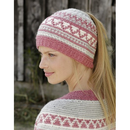 Hint of Heather Hat by DROPS Design - Mössa stickmönster str. S/M - L/XL