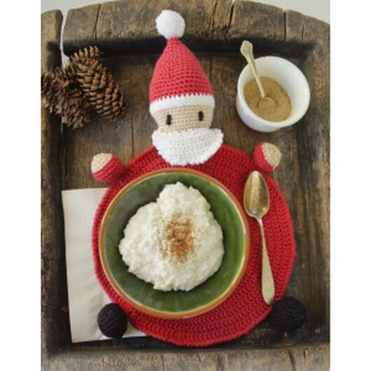 Brunch with Santa by DROPS Design - Bordstablett Virk-mönster 22 cm - 22 cm