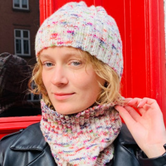 Sky Set av Rito Krea - Mössa och Fuskpolo Stickmönster Onesize