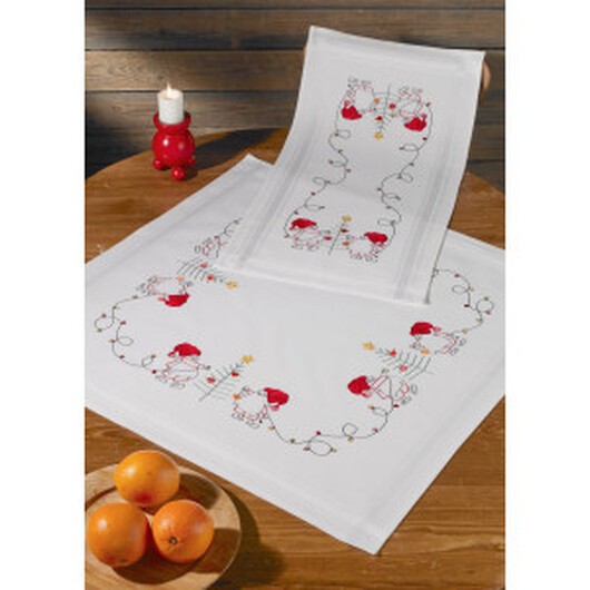 Â Permin Broderikit Duk Pyntar till Jul 40x80cm