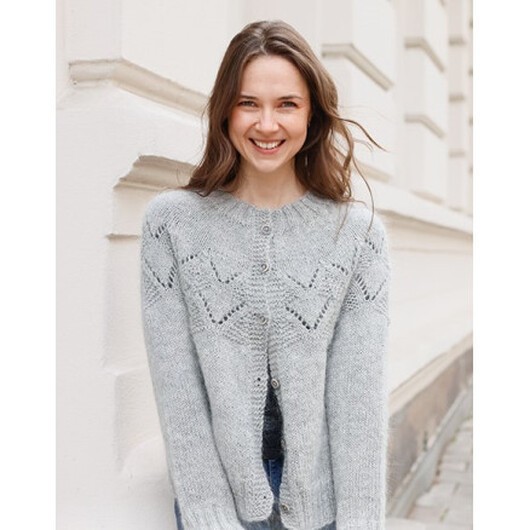 Silver Diamond Cardigan by DROPS Design - Cardigan Stickmönster str. S - XXXL