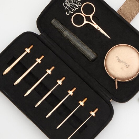 Knit Pro Oasis startset 7 storlekar 2,0-5,0 mm med grått trähandtag