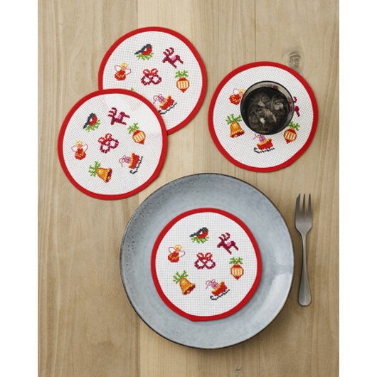 Permin Broderikit Kringle in the Centre Ø15 cm Underlägg x 4