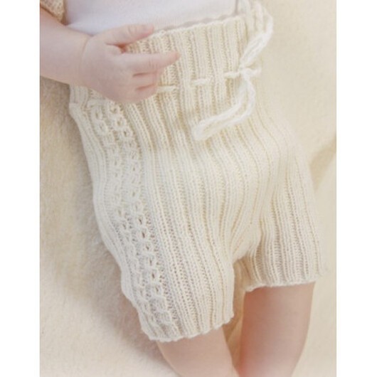 Simply Sweet Shorts by DROPS Design - Baby shorts Stick-mönster strl. Prematur - 3/4 år