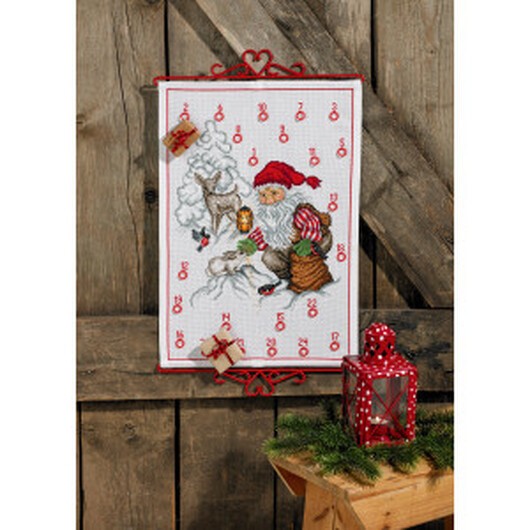 Â Permin Broderikit Julkalender Tomtestoppning 35x51cm