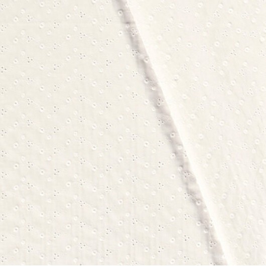 Broderi Anglaise 135cm 051 Råvit - 50cm