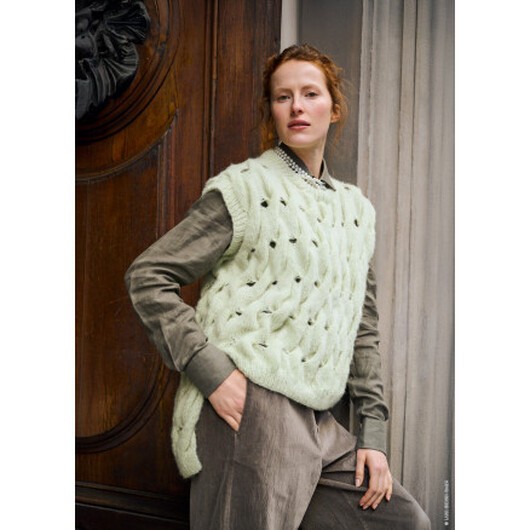 Slipover med flätmönster, Nebbia av Lana Grossa - Stickmönster för slipover storlek 36-50