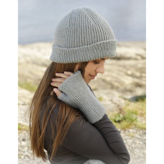 Paula by DROPS Design - Mössa och fingerlösa Vantar Stick-mönster str. S/M - M/L