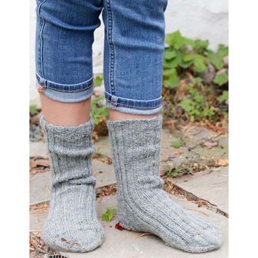 Puddle Jumpers by DROPS Design - sockar stickmönster strl. 26-44