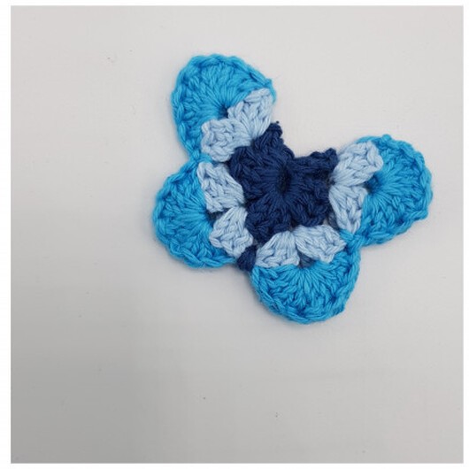 Lilla Fjäril - Sångväska av Rito Krea - Fjäril virkmönster