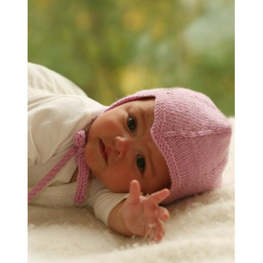 Stickad Hjälmmössa by DROPS Design - Hjälmmössa Stick-mönster strl. 1/3 mån - 3/4 år