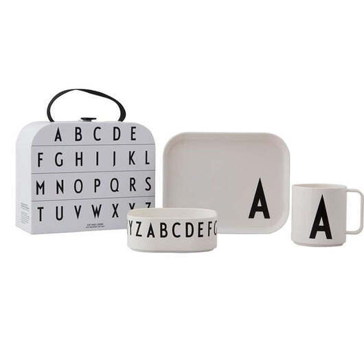 Design Letters Classics i en resväska - Tritan matset