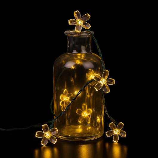 Dekorativ LED-ljusslinga 2 meter med 30 blommor  -  Solcellsdriven  -