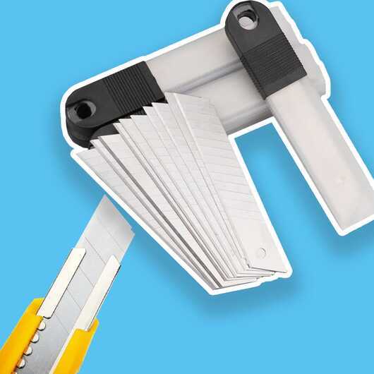 Blad för Hobbymesser  -  18 mm Avbrytbara Blad - 1 förpackning