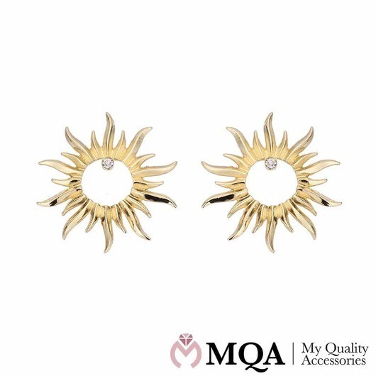 Ãrhängen med stor sol och liten klar sten