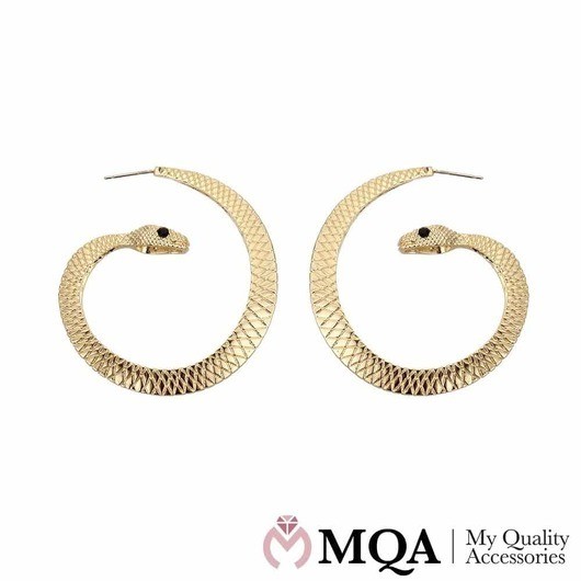 Ãrhängen, orm med svarta stenar