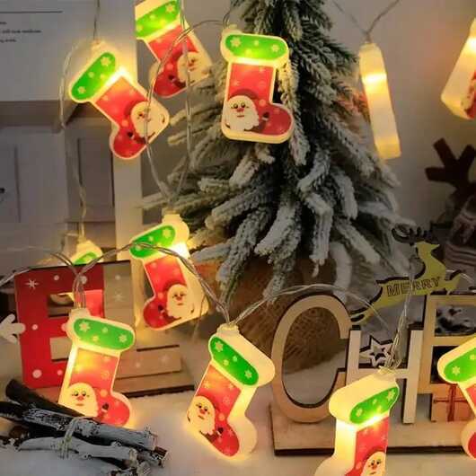 Ljusslinga 2 Meter med 10 Julstrumpor - Batteridriven -