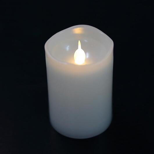 LED-blockljus i plast  -  6 st.  -  7,4 cm  -  m/3D-låga  -  vit